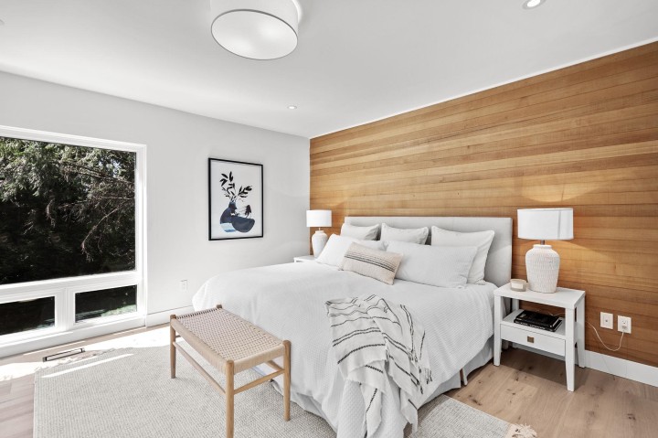 Photo 11 at 5061 Bear Lane, Caulfeild, West Vancouver