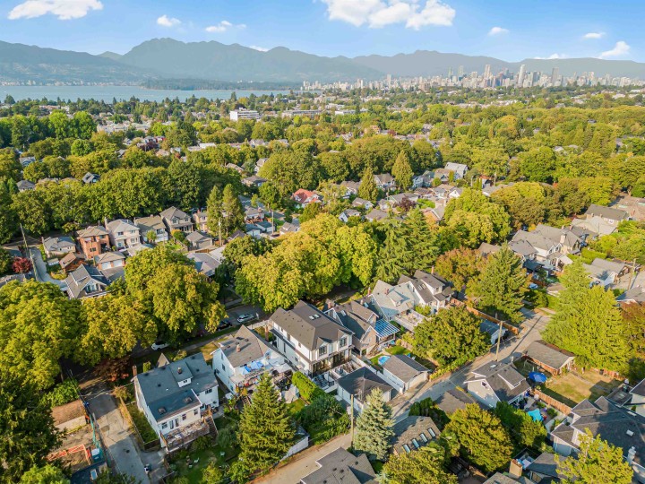 Photo 36 at 3336 W 14th Avenue, Kitsilano, Vancouver West