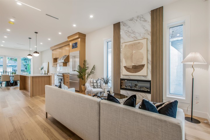 Photo 5 at 3336 W 14th Avenue, Kitsilano, Vancouver West