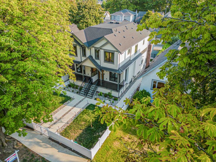 Photo 37 at 3336 W 14th Avenue, Kitsilano, Vancouver West