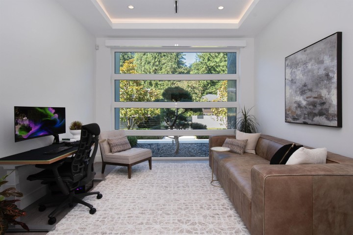 Photo 17 at 4262 Lions Avenue, Forest Hills NV, North Vancouver