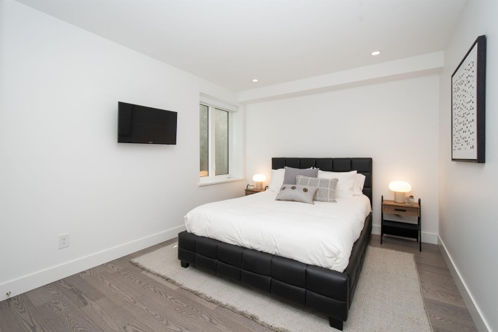 Photo 36 at 4262 Lions Avenue, Forest Hills NV, North Vancouver