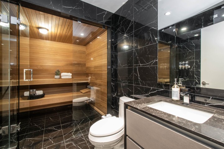 Photo 33 at 4262 Lions Avenue, Forest Hills NV, North Vancouver