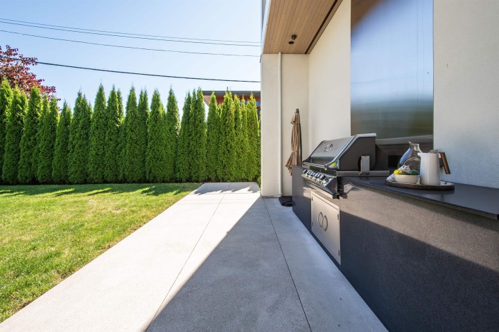 Photo 11 at 4262 Lions Avenue, Forest Hills NV, North Vancouver