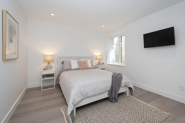 Photo 35 at 4262 Lions Avenue, Forest Hills NV, North Vancouver