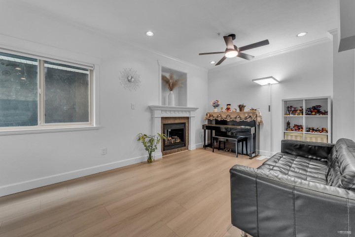 Photo 9 at 8436 Osler Street, Marpole, Vancouver West