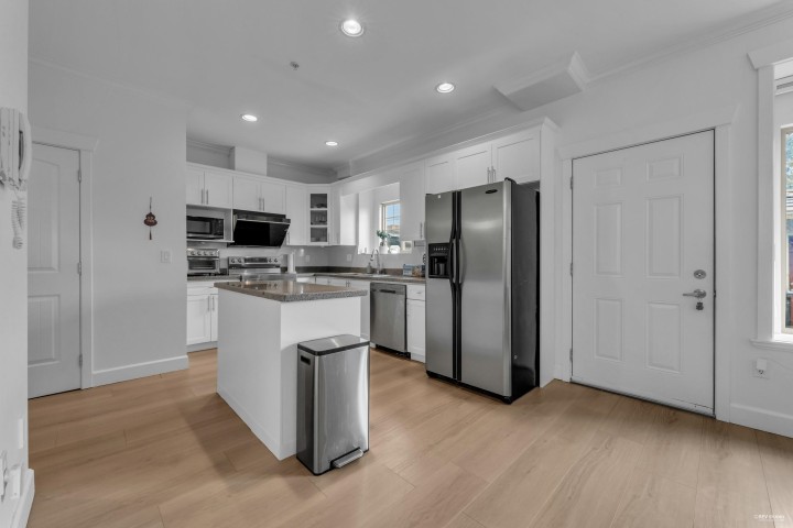 Photo 10 at 8436 Osler Street, Marpole, Vancouver West