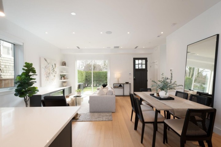 Photo 2 at 2725 Mcgill Street, Hastings Sunrise, Vancouver East