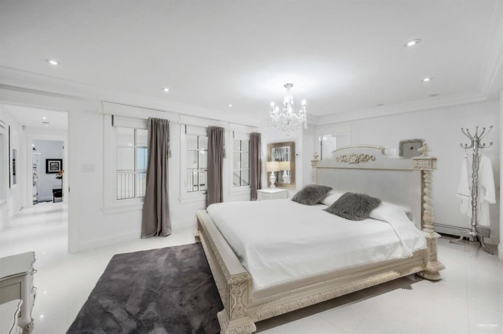 Photo 27 at 4511 Capilano Road, Canyon Heights NV, North Vancouver