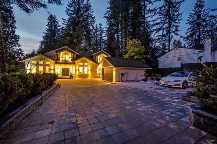 Photo 13 at 4511 Capilano Road, Canyon Heights NV, North Vancouver