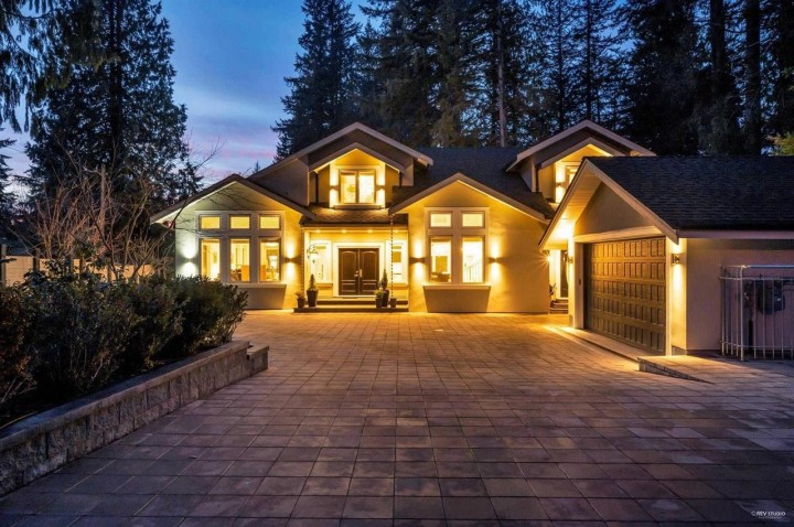 Photo 12 at 4511 Capilano Road, Canyon Heights NV, North Vancouver