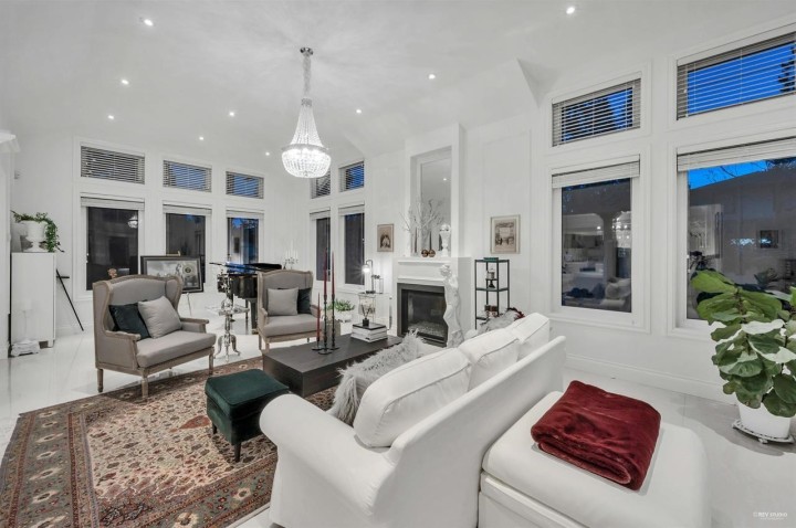 Photo 32 at 4511 Capilano Road, Canyon Heights NV, North Vancouver