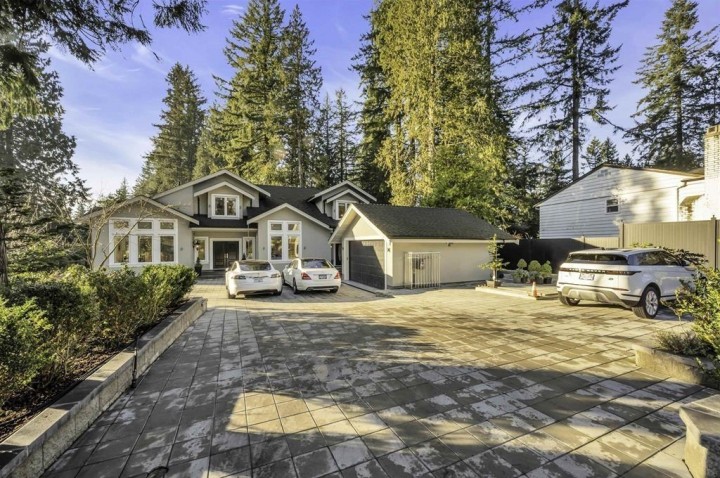 Photo 1 at 4511 Capilano Road, Canyon Heights NV, North Vancouver