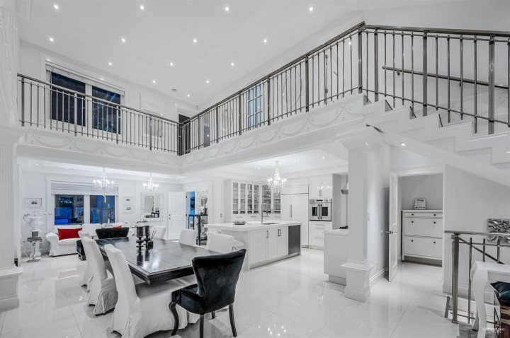 Photo 11 at 4511 Capilano Road, Canyon Heights NV, North Vancouver