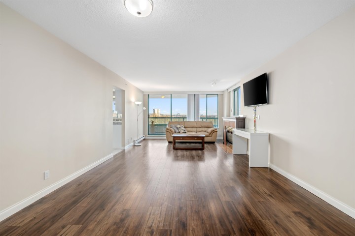 Photo 6 at 12A - 338 Taylor Way, Park Royal, West Vancouver