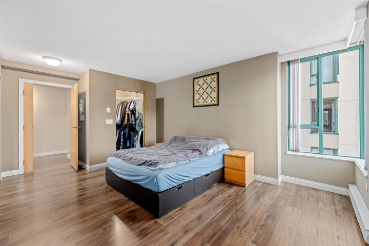 Photo 13 at 12A - 338 Taylor Way, Park Royal, West Vancouver