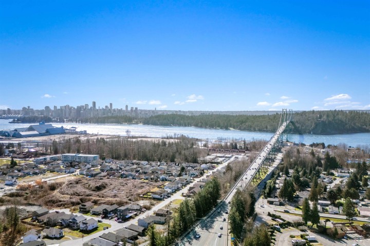 Photo 20 at 12A - 338 Taylor Way, Park Royal, West Vancouver