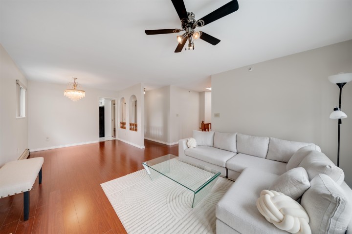 Photo 5 at 4021 Victoria Drive, Victoria VE, Vancouver East