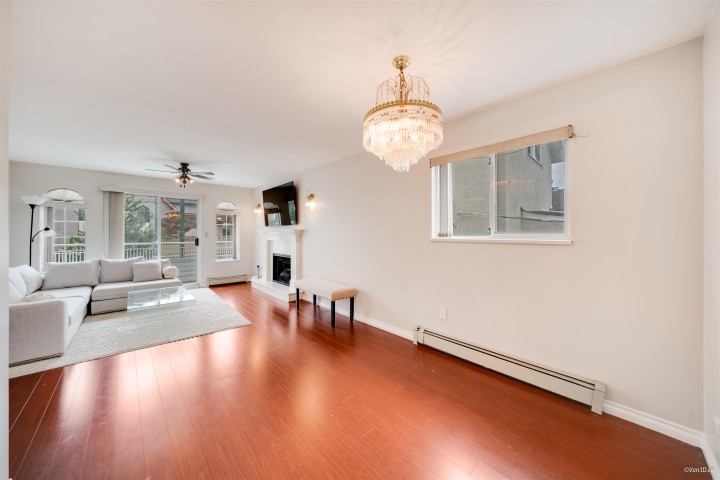 Photo 9 at 4021 Victoria Drive, Victoria VE, Vancouver East