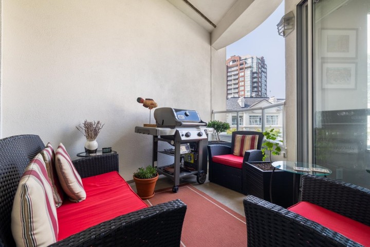 Photo 17 at 403 - 5735 Hampton Place, University VW, Vancouver West