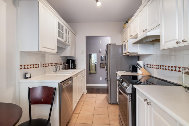 Photo 15 at 403 - 5735 Hampton Place, University VW, Vancouver West