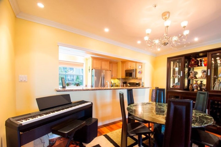 Photo 7 at 304 - 1233 Beach Avenue, West End VW, Vancouver West