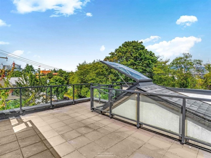 Photo 33 at 201 - 1190 W 6th Avenue, Fairview VW, Vancouver West