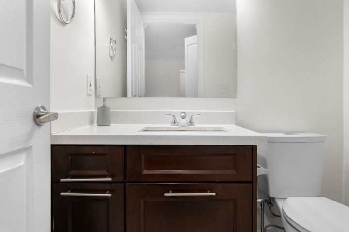 Photo 11 at 306 - 3624 Fraser Street, Fraser VE, Vancouver East