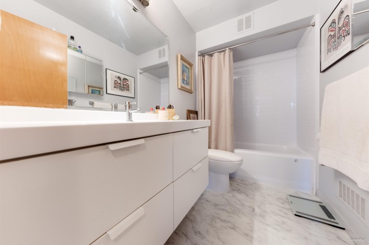 Photo 6 at 105 - 2250 W 43rd Avenue, Kerrisdale, Vancouver West