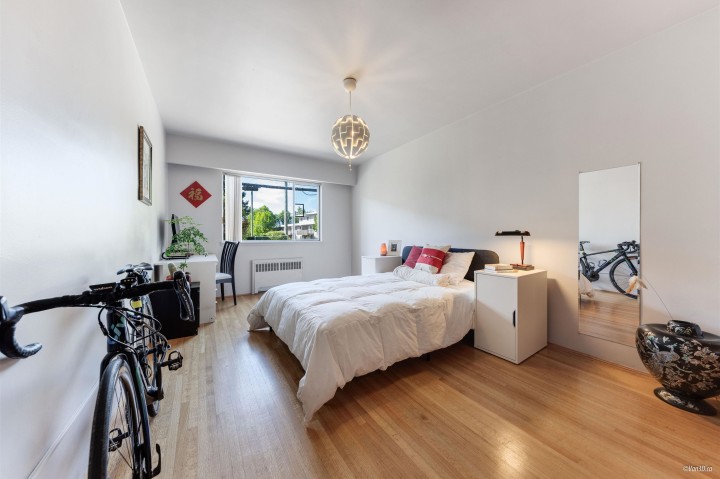 Photo 5 at 105 - 2250 W 43rd Avenue, Kerrisdale, Vancouver West