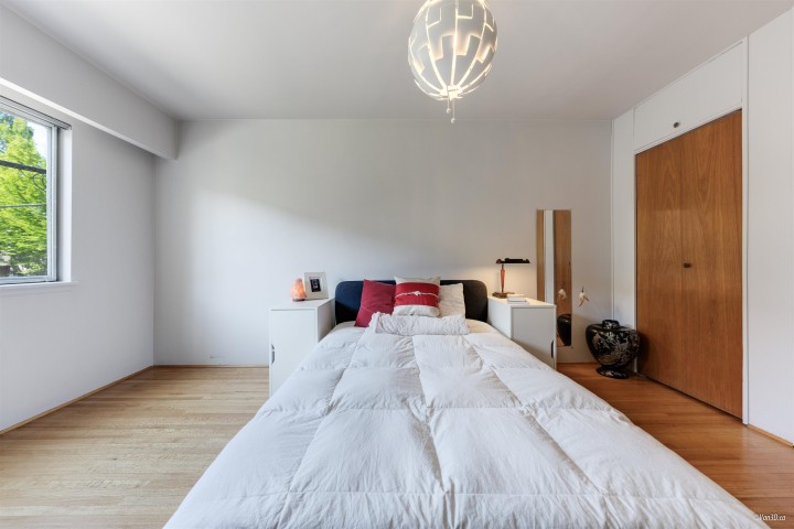 Photo 4 at 105 - 2250 W 43rd Avenue, Kerrisdale, Vancouver West