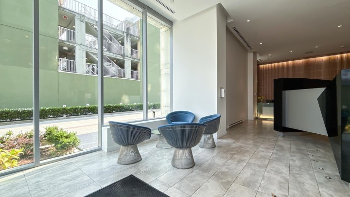 Photo 2 at 1112 - 2220 Kingsway, Victoria VE, Vancouver East