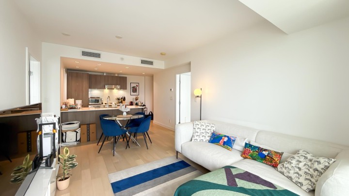 Photo 5 at 1112 - 2220 Kingsway, Victoria VE, Vancouver East