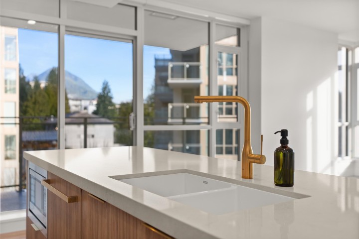 Photo 10 at 306 - 2325 Emery Court, Lynn Valley, North Vancouver