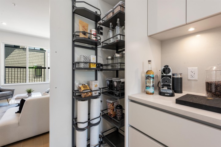 Photo 13 at 885 W 33rd Avenue, Cambie, Vancouver West