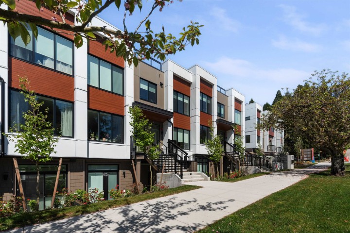 Photo 14 at 885 W 33rd Avenue, Cambie, Vancouver West