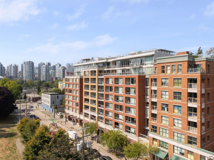 Photo 1 at 903 - 221 Union Street, Strathcona, Vancouver East