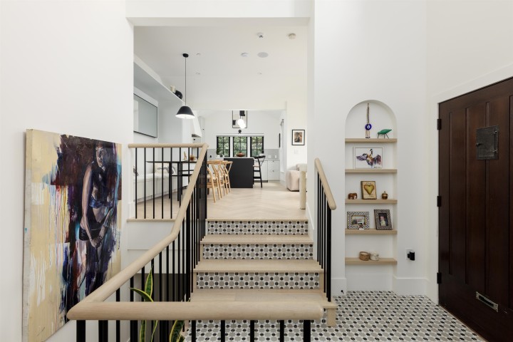 Photo 10 at 2502 W 33rd Avenue, MacKenzie Heights, Vancouver West