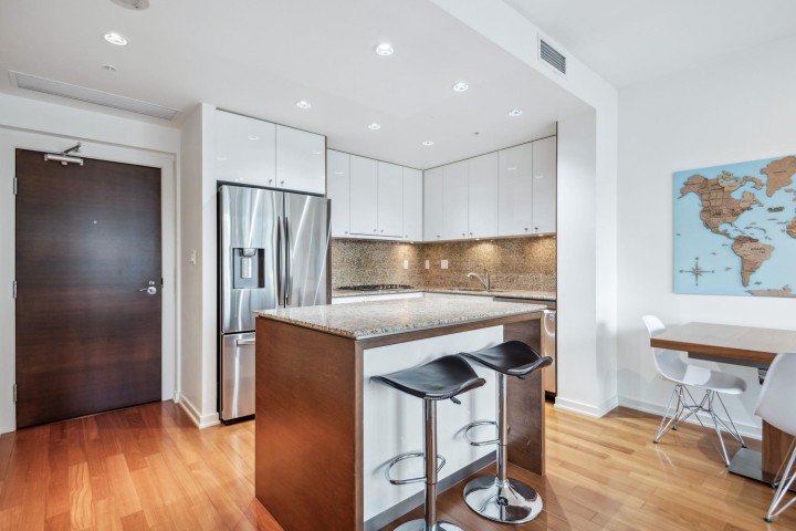 Photo 2 at 605 - 1005 Beach Avenue, West End VW, Vancouver West