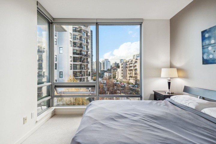 Photo 13 at 605 - 1005 Beach Avenue, West End VW, Vancouver West