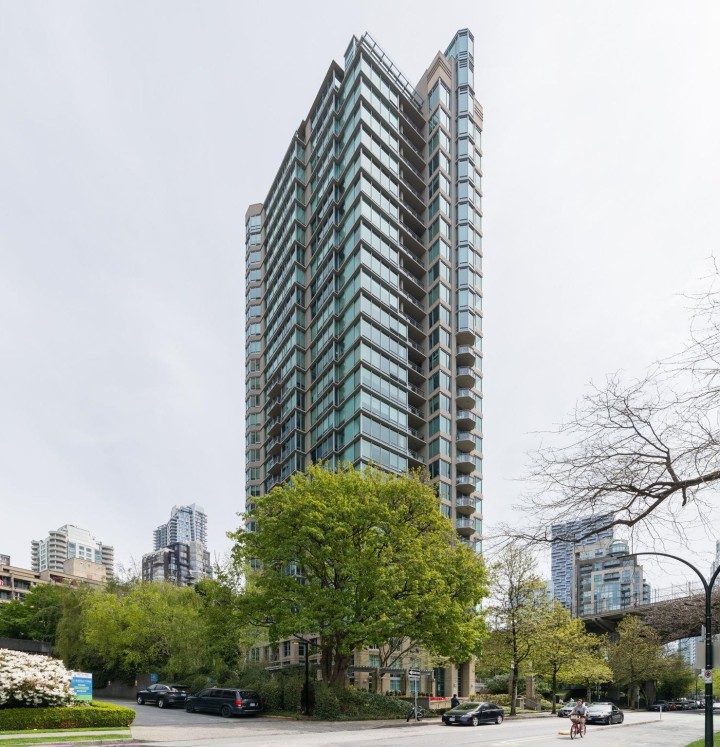 Photo 32 at 605 - 1005 Beach Avenue, West End VW, Vancouver West