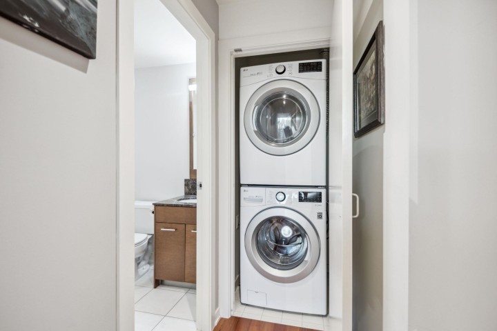 Photo 18 at 605 - 1005 Beach Avenue, West End VW, Vancouver West