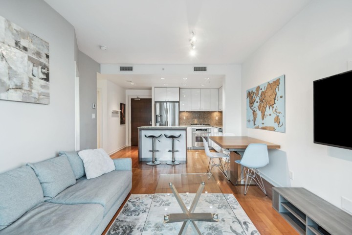 Photo 11 at 605 - 1005 Beach Avenue, West End VW, Vancouver West