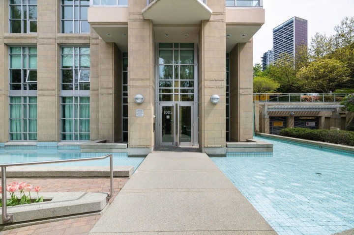 Photo 35 at 605 - 1005 Beach Avenue, West End VW, Vancouver West