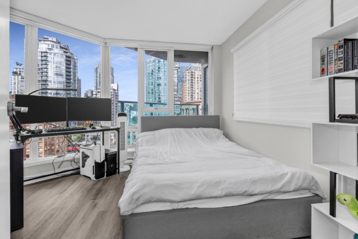 Photo 14 at 1805 - 788 Hamilton Street, Downtown VW, Vancouver West