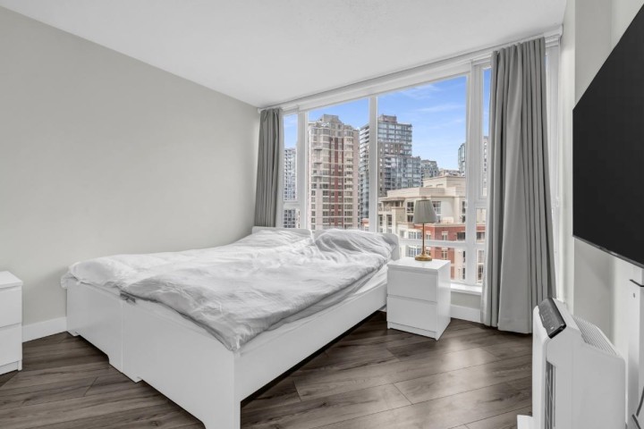 Photo 11 at 1805 - 788 Hamilton Street, Downtown VW, Vancouver West