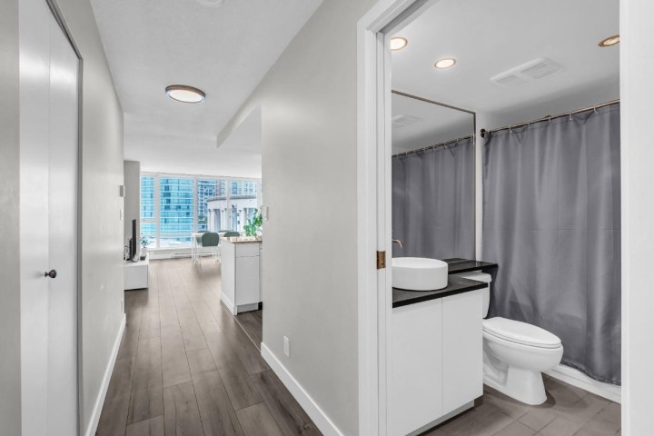 Photo 8 at 1805 - 788 Hamilton Street, Downtown VW, Vancouver West