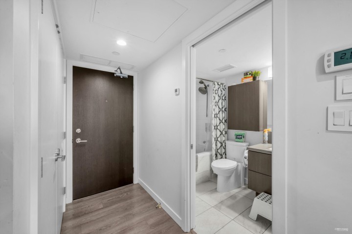 Photo 3 at 1605 - 8189 Cambie Street, Marpole, Vancouver West