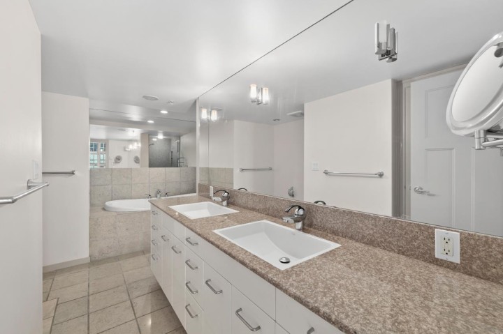 Photo 12 at 2202 - 1331 Alberni Street, West End VW, Vancouver West