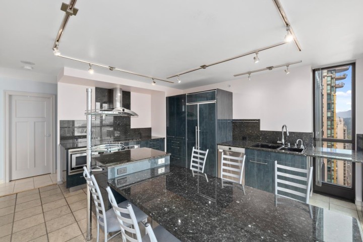 Photo 10 at 2202 - 1331 Alberni Street, West End VW, Vancouver West